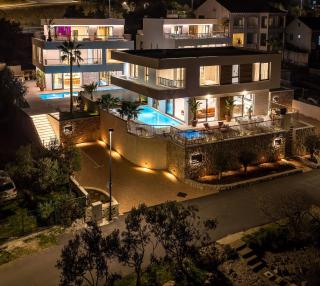 Villa W by Villas & SPA Dubrovnik - Mokošica - 3