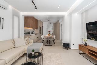Elegant Penthouse 2 BRs - Large Veranda with View - Atene - 5
