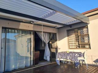 Spacious Home-Quiet area, Kuils river, Cape Town - 2