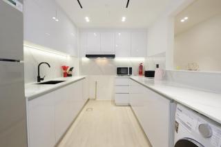 Modern 2 bedroom in Binghatti Crescent JVC- Truebleu vacation homes - 8