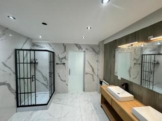 Exclusive luxury house in a great location - Lago Puelo - 1