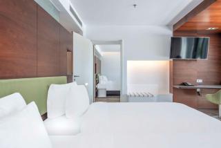 Radisson Blu Iveria Hotel - Tbilisi - 3