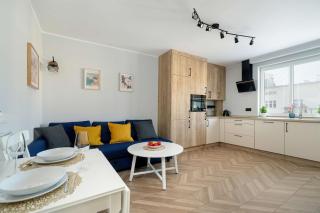 Elegancki i Przytulny Apartament z Balkonem w Poznaniu by Noclegi Renters - Poznań - 0