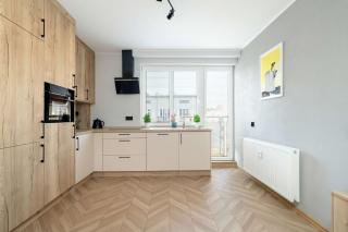 Elegancki i Przytulny Apartament z Balkonem w Poznaniu by Noclegi Renters - Poznań - 8