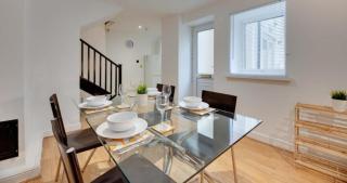 Armstrong Apartment 2 Dog Friendly City Break Stay - 3