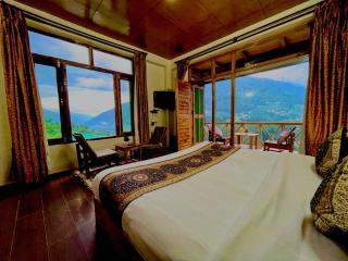 The Kempty Osasis - A Boutique Resort With Scenic Mountain View in Mussoorie - Mussoorie - 0