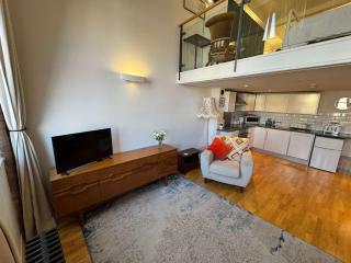One bedroom Mezzanine Flat in Robinson Building - Bristol - 2
