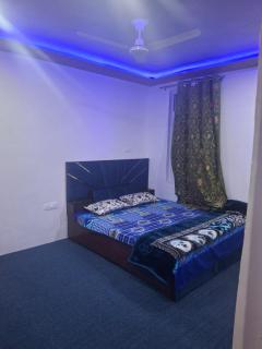 Gulzar Guest house 6bhk - Srinagar - 0