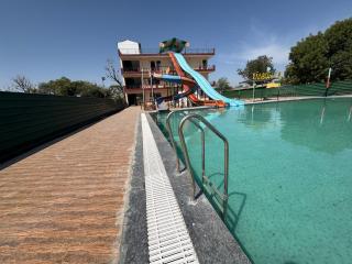 Hotel Rainbow Water park and Garden Restaurant - 5