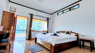 Amanda Boutique - Nongkhiaw - 2