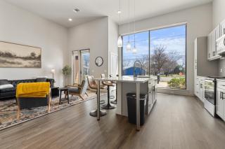 Luxury Loft Style Apartment - Austin - 2