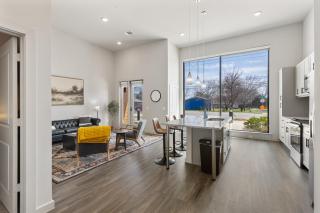 Luxury Loft Style Apartment - 0