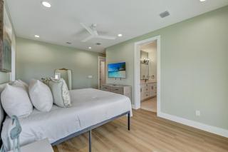 Shell Shack - New Luxurious Home - 3