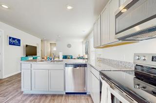 Whispering Breeze - Ocean Isle Beach - 4