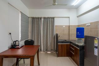 StayBird - Silver Oak, An Apartment Hotel, Kharadi - Pune - 7