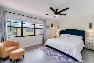 Spacious 4BR Miami Townhome with Communal Pool - 3