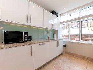 Pass the Keys Spacious 2-Bedroom Flat in the Heart of Kensington - Londra - 3