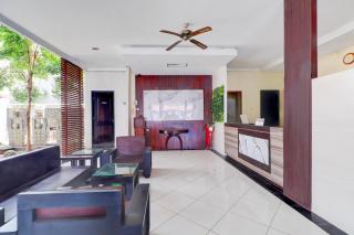 Collection O Near Bali Royal Hospital Renon Formerly JC Boutique Hotel - Denpasar - 0