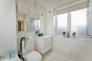 Fantastic apartment 2BDR FREE Car parking - Londra - 8
