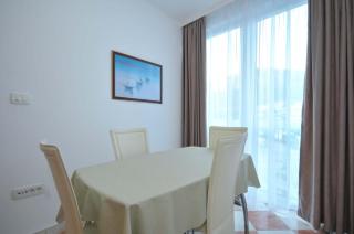 Charmante Wohnung in Centar mit französischem Balkon - Budua - 3