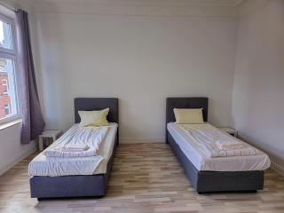 Großzügiges Apartment mit Balkon und 3 Schlafzimmern - Neumünster - 6