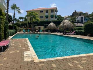 Modern appartement bij zee met zwembad op Blue Bay - Tripletree the hill - Sint Michiel - 1