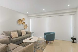 Beachfront - Superior View 3BR condo - E225 - Palm-Eagle Beach - 3