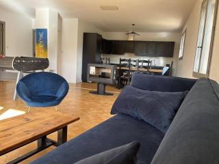 La Dolce Vita Appartement haut de villa jardin terrasse babyfoot parking entre Aix et Marseille - Simiane-Collongue - 9