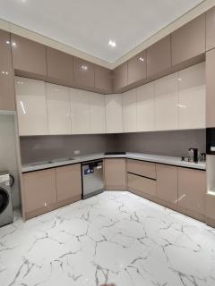 VIP Sahil White Apartment - Baku - 7