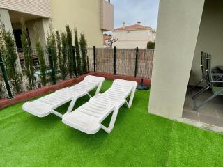 Casa adosada con patio privado, piscina comunitaria y aire acondicionado - ES-9-170 - Les Planes del Rei - 8