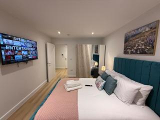 Sale Road Serviced Apartments Near Airport & Trafford Centre - Wythenshawe - 9