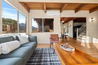 River Haus Sequoia | Hot Tub+New+King Beds+Views! - Ponderosa - 2