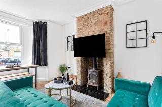 Cozy House Sleeps 8 With Free Parking - Feltham - 9