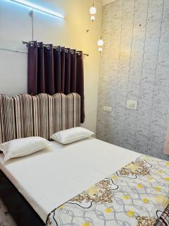 Kamaree-7BHK - 5