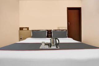 Guru Kripa Hotel & Family Restaurant - - 3