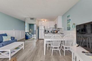 1108 Ocean Serenity condo - Carolina Beach - 2