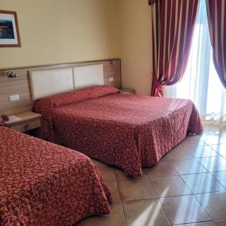 Hotel Eden Sul Lago - Bolsena - 1