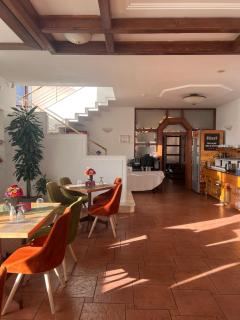 Hotel Jasmine - Braşov - 4