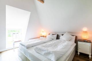 Luxuriöses Ferienhaus Room Two-Nine - Tating - 3