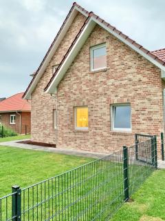 Neues Ferienhaus für Familien mit Garten und Sauna - Butjadingen - 7