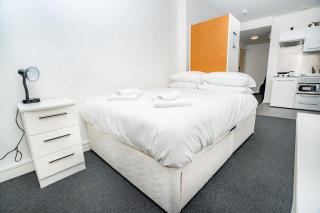 Convenient Central Coventry Budget Studio - 0