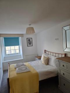 2 Bed - Tamar View by Pureserviced - 7