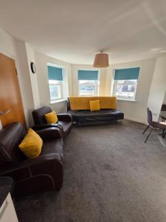 2 Bed - Tamar View by Pureserviced - 2