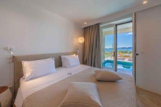 Gialova SUNSET VILLA with Seaview & Private Pool - 4