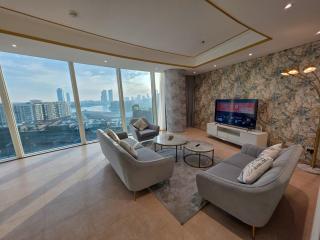 Brand New 2BR Stunning Sea & Sunset Views - Manama - 8
