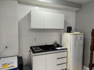 Apartamento Studio amplo, Completo com Internet - Paranaguá - 8