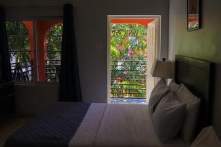 Paradise On The Rocks Hotel - 1