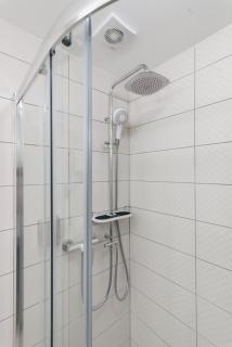 Pastel Art Deco 3BDR Ruterra Apt - 7