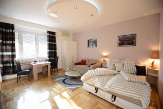 Skadarlija Square - 0