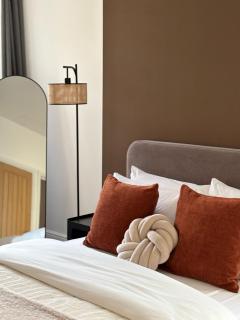 Beautiful 2 Bed Apartment on the Beach - Worthing - 3